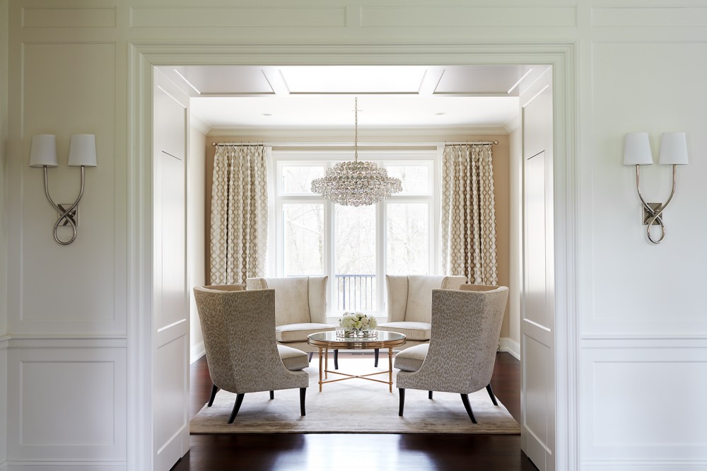 wedgewood_lowres_sitting